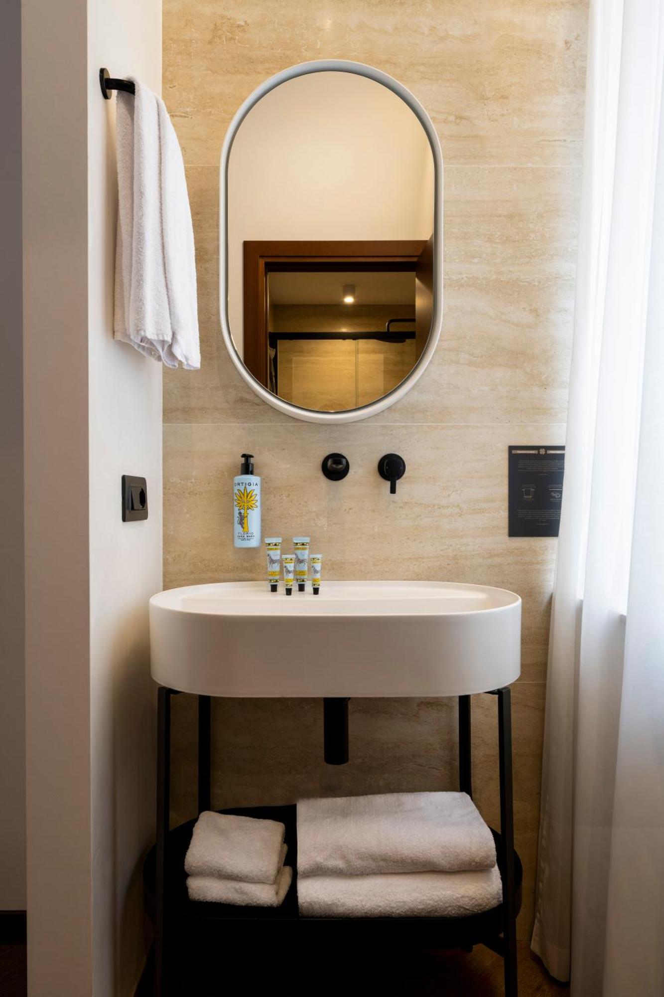 Boutique Hotel Piedra Rome City Centre Eksteriør billede